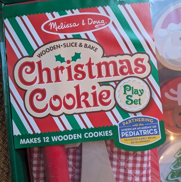 Melissa and Doug Slice & Bake Christmas Cookie Play Set NEW - Picture 4 of 6